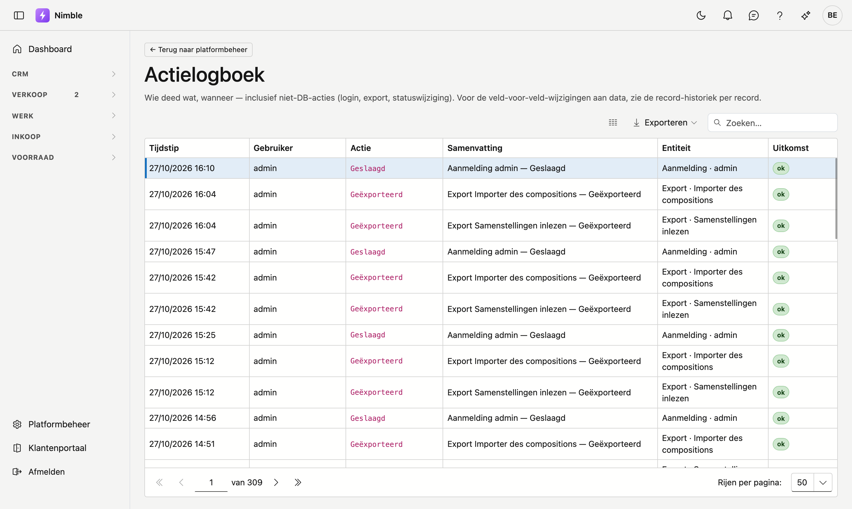 Het Actielogboek met de kolommen Tijdstip, Gebruiker, Actie, Samenvatting, Entiteit en Uitkomst; de recentste regels zijn geslaagde aanmeldingen van admin, met rechtsboven Exporteren en het zoekvak.